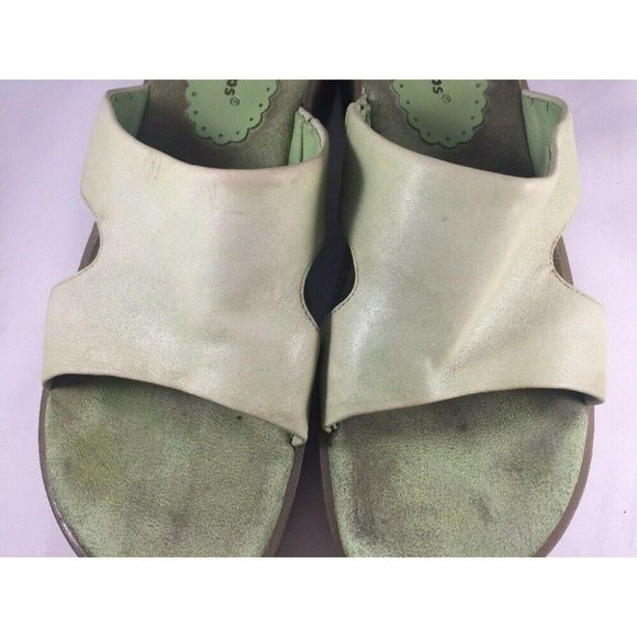 Bare Traps Womens Shoes US Size 7.5M Green Slip On Sandals Slides Optimum - Picture 10 of 10